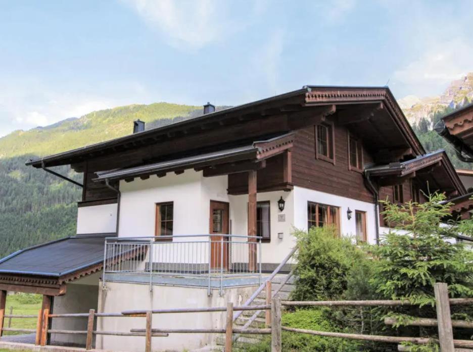 Alois & Elisabeth, Chalet Villa Tux Exterior photo